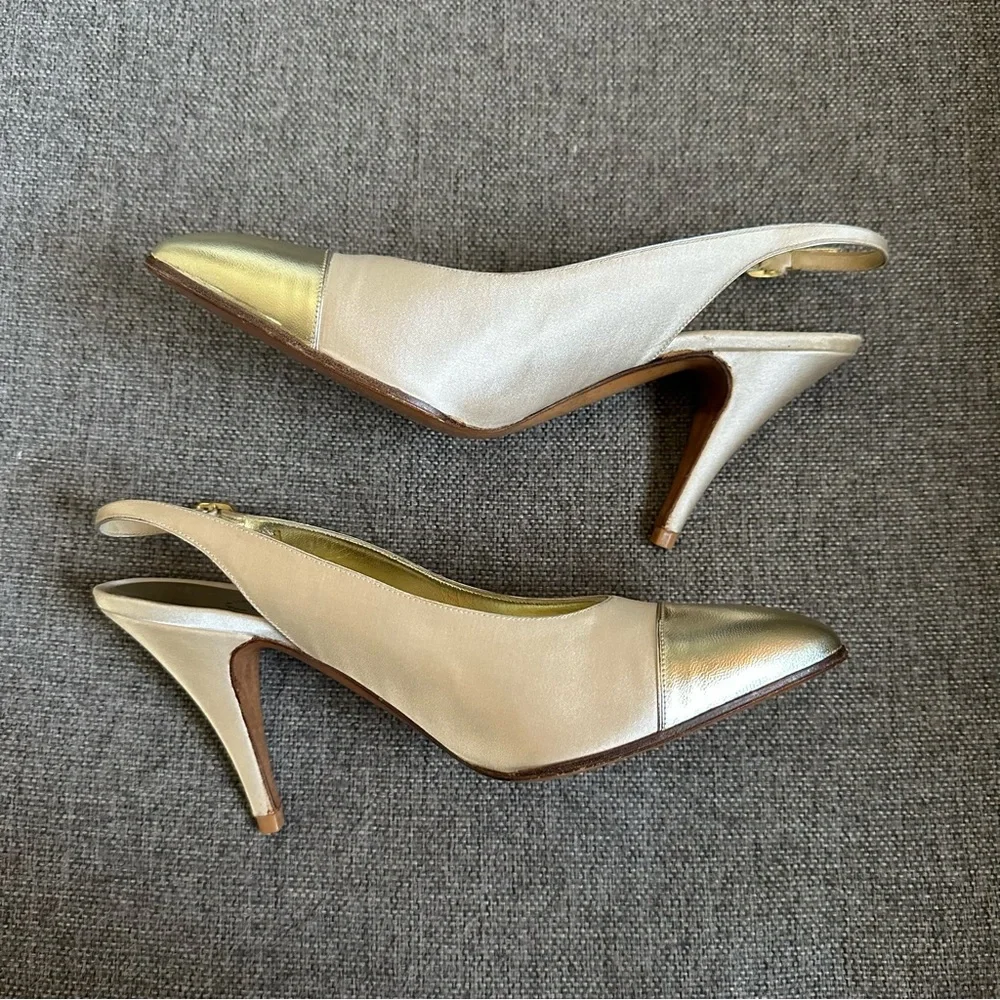 Vintage Chanel captoe slingback heels - Picture 4 of 8
